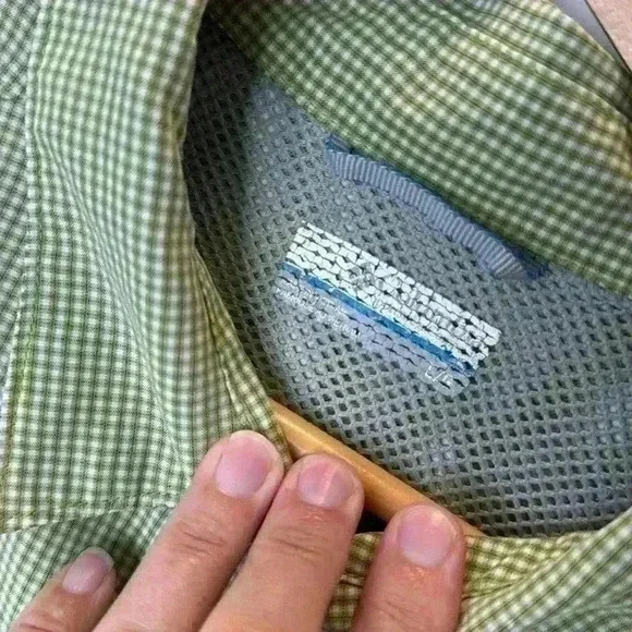 Columbia botton up short Sleeve Shirt green white pattern light weight Size: L - Picture 3 of 12